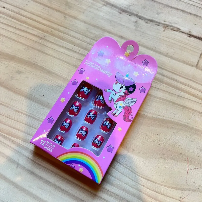 Uñas autohadesivas infantiles
