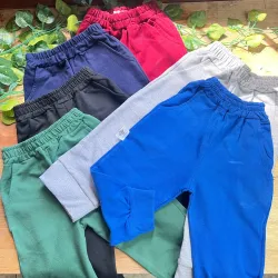 Pantalon de bebé colegial